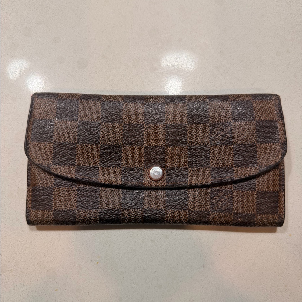 Louis Vuitton Damier Ebene Emilie 45 Wallet – Good Condition